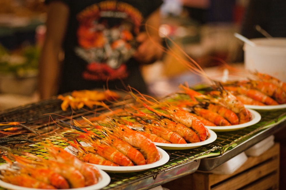 Shrimp on grill in Thai food market